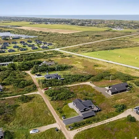 Christan - 1-2km From The Sea By Interhome Semesterbostad *