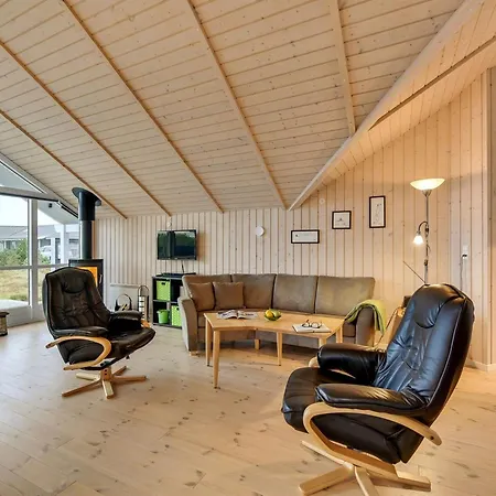 Christan - 1-2km From The Sea By Interhome Feriehus