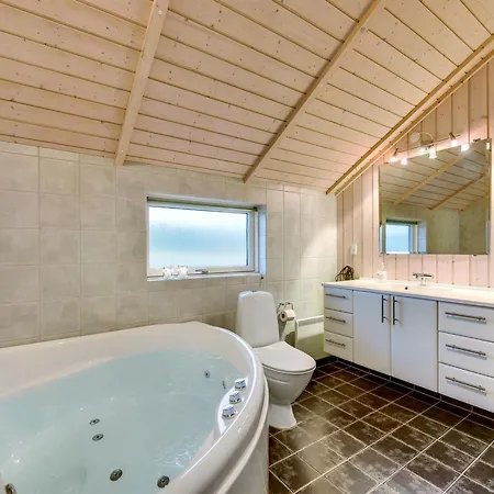 Christan - 1-2km From The Sea By Interhome