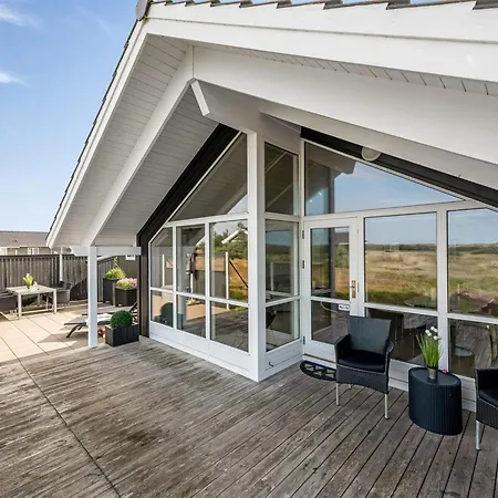 Semesterbostad Christan - 1-2km From The Sea By Interhome *