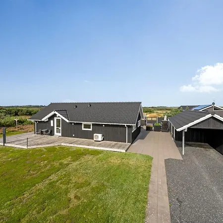 Christan - 1-2km From The Sea By Interhome *
